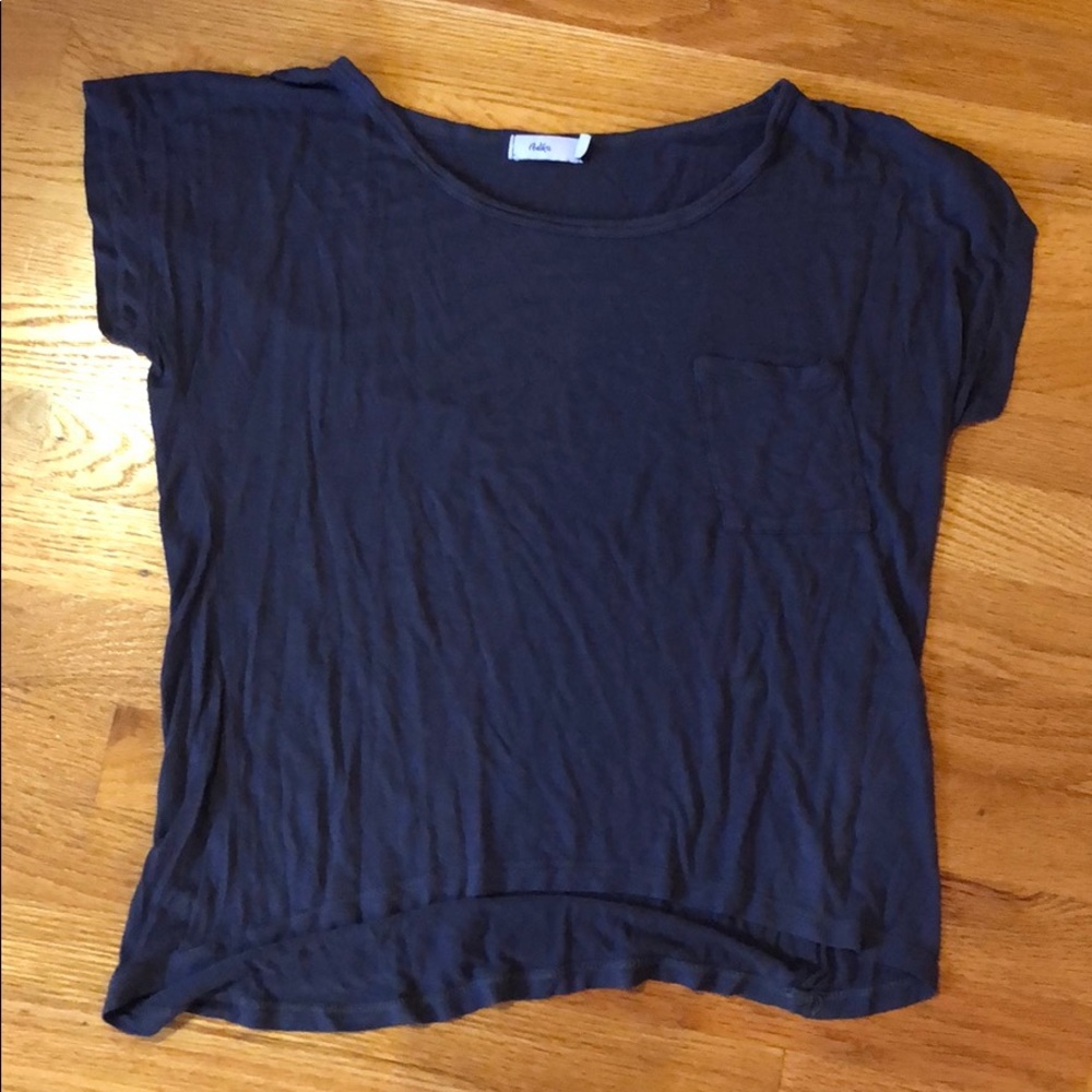 Adika t-shirt